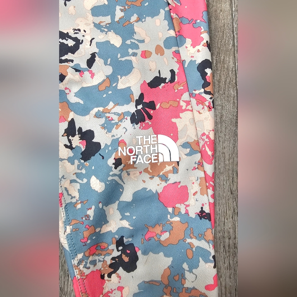The North Face Kids "On Mountaun" Multicolor Floral Leggings-Size 6 - Picture 4 of 6